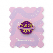 BY31® Pin "Give me space" en una tarjeta Púrpura multicolor-amarillo-dorado