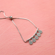 Nuevo  Descubre también nuestros colgantes metálicos DQ plata vieja aquí!