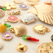 Looks que nos encantan Looks que nos encantan: La tendencia de los colgantes