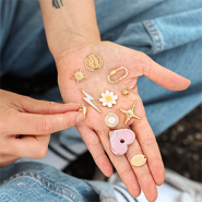 Set de inspiraciones Looks que nos encantan: ¡collares con colgantes y pulseras!