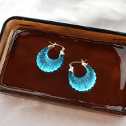 Set de inspiraciones Combina los pendientes de resina con estilo 