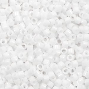 Abalorios Miyuki Delica's 11/0 Matte AB white DB-351