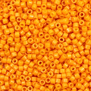 Abalorios Miyuki Delica's 11/0 Duracoat opaque dyed kumquat orange DB-2104
