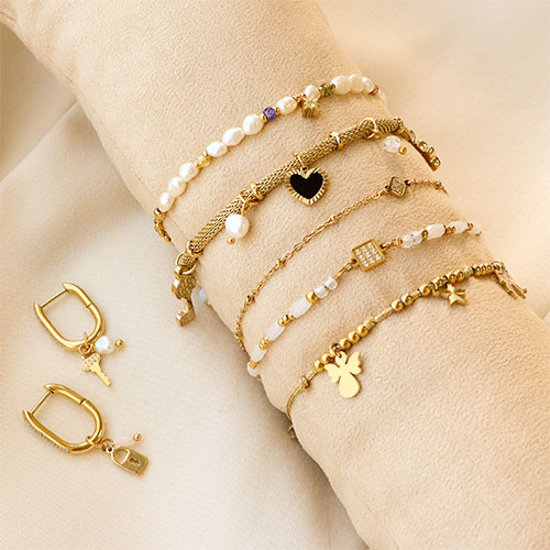 Insp&iacute;rate y ponte en marcha con los colgantes de acero inoxidable