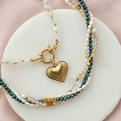 Crea pendientes y collares &uacute;nicos con abalorios facetados