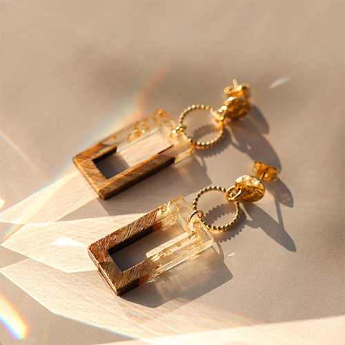 Trucos para dise&ntilde;ar joyas con colgantes de madera