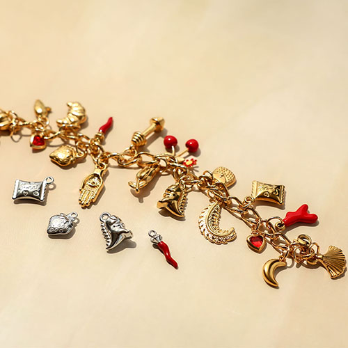 Consejos para dise&ntilde;ar joyas con colgantes de acero inoxidable