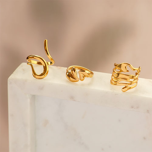 Descubre nuestros deslumbrantes anillos de acero inoxidable