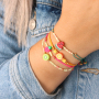 Pulseras con abalorios de pol&iacute;mero con vibrantes colores llenos de vitalidad y alegr&iacute;a