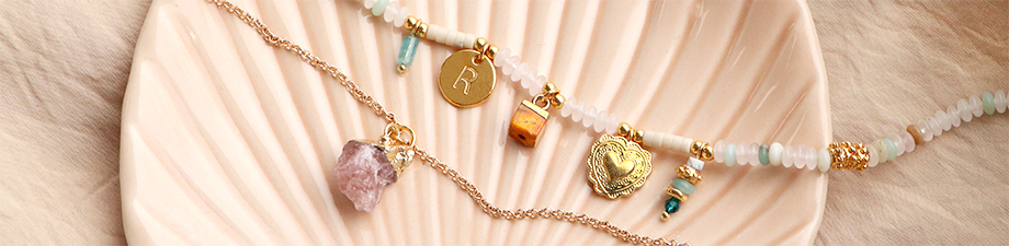 Colgantes y entrepiezas de piedra natural