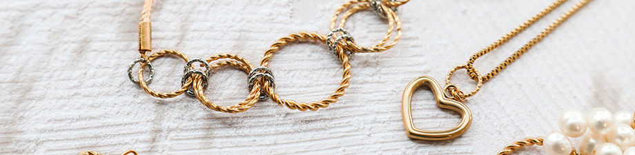 Reci&eacute;n llegado: Fornituras de acero inoxidable