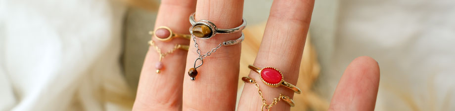 Magníficos anillos de acero inoxidable con piedra natural Magníficos anillos de acero inoxidable con piedra natural