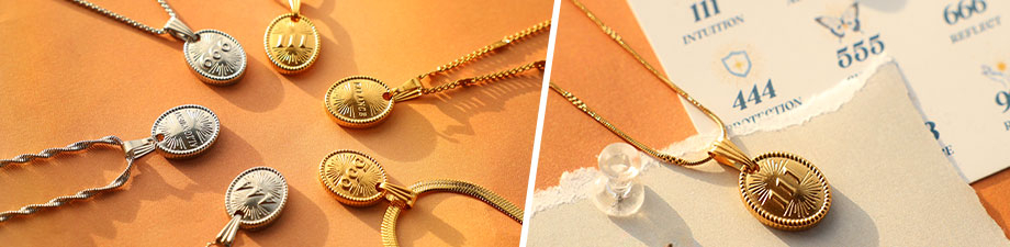  &iexcl;Acaban de llegar! Dijes &uacute;nicos de acero inoxidable con n&uacute;meros de &aacute;ngeles