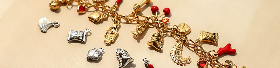 Novedades: colgantes de acero inoxidable